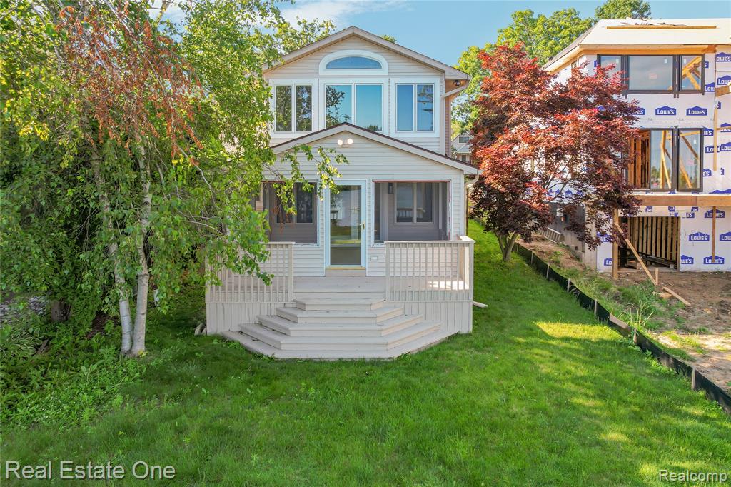 9047 Gale Road, White Lake, MI