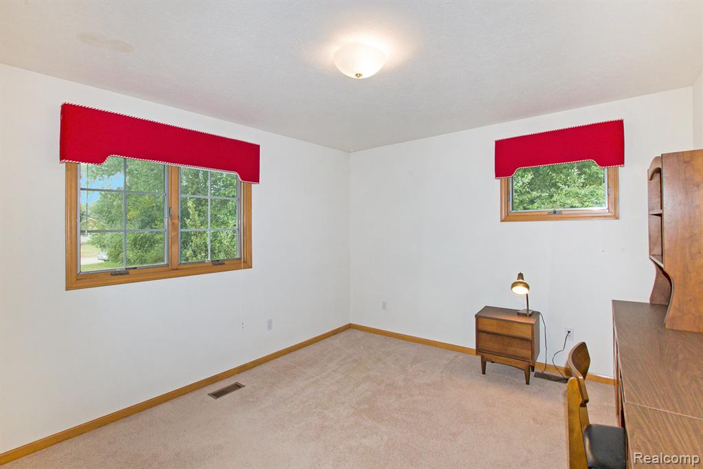 5522 Jessael Drive, Bath, MI 48808 — Photo 19