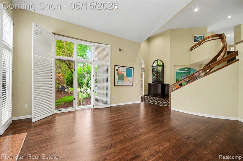 4689 Mirror Lake Drive, West Bloomfield, MI 48323 — Photo 9