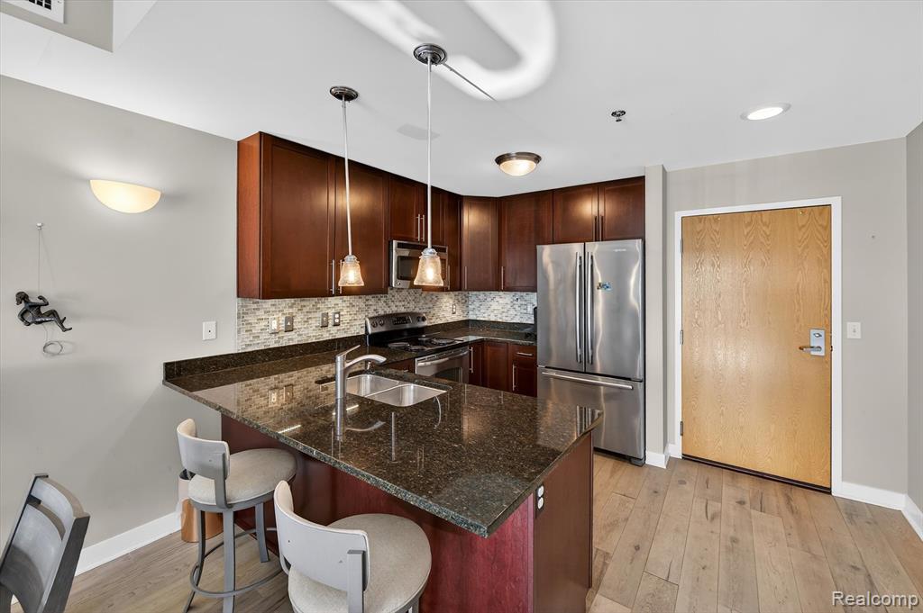 111 N Ashley Street, 406, Ann Arbor, MI 48104 — Photo 17