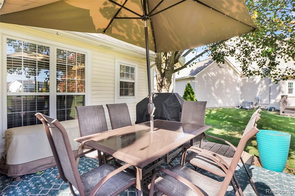 942 Westbrooke Drive, South Lyon, MI 48178 — Photo 42