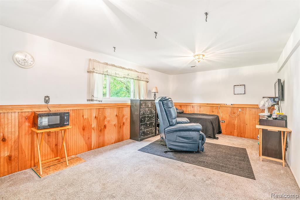 1164 BORGSTROM Avenue, Ypsilanti, MI 48198 — Photo 17