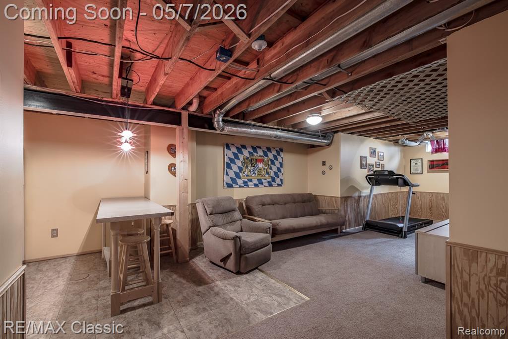 16497 Evelyn Drive, Macomb, MI 48042 — Photo 32