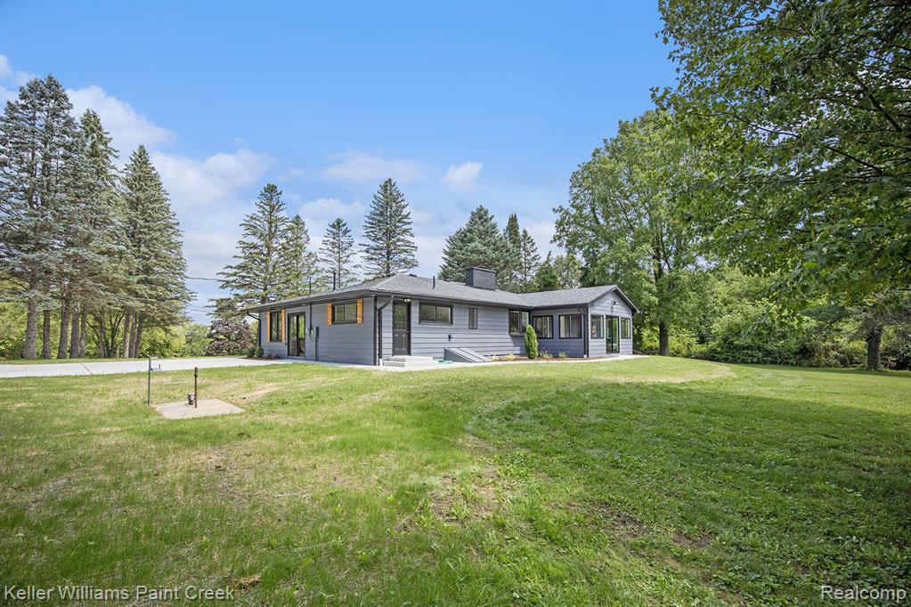 931 Rochester Road, Leonard, MI 48367 — Photo 24