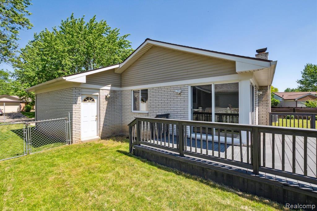 44259 N UMBERLAND Circle, Canton, MI 48187 — Photo 46