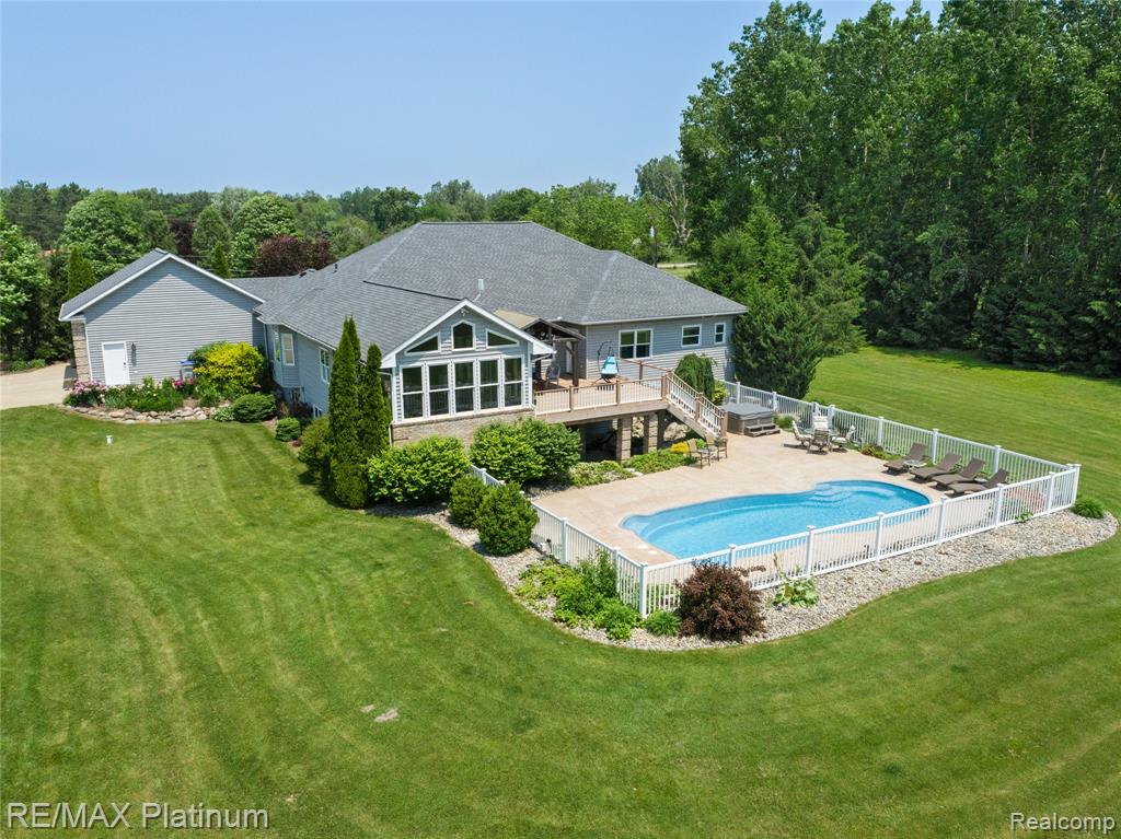 8922 McClements Road, Brighton, MI 48114 — Photo 30