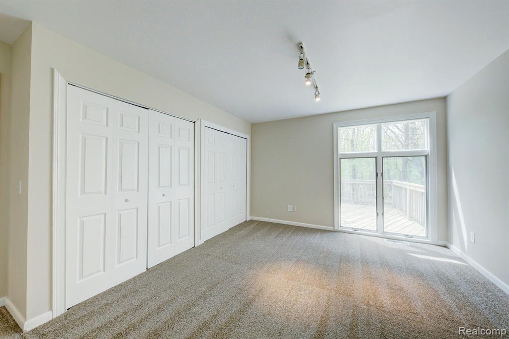 850 VILLAGE PINE Lane, Ortonville, MI 48462 — Photo 43