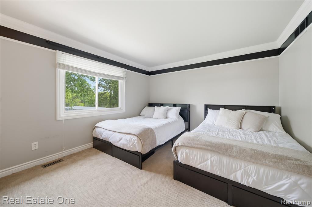 219 Briarwood Drive, Highland, MI — Photo 31