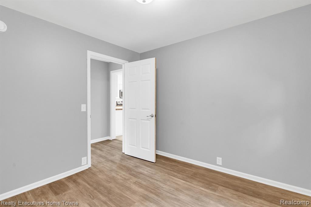 3932 Parker Road, Fort Gratiot, MI 48059 — Photo 17