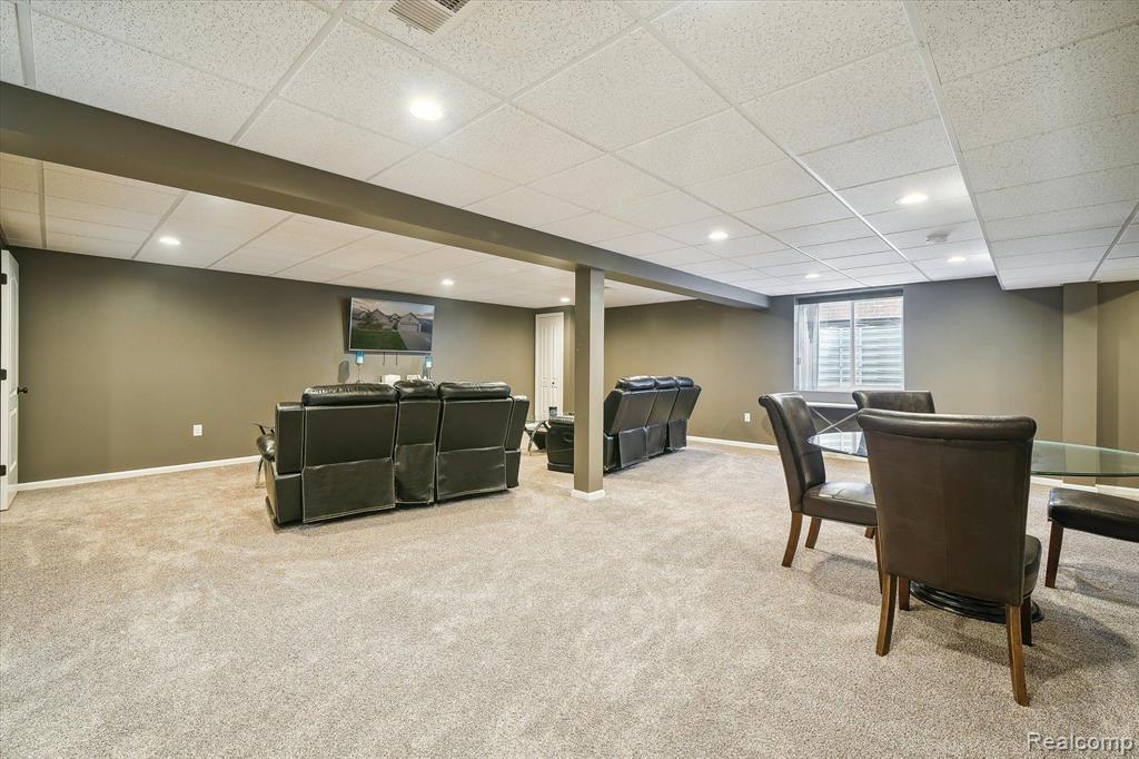 5121 HAWKSEYE Trace, Warren, MI 48092 — Photo 37