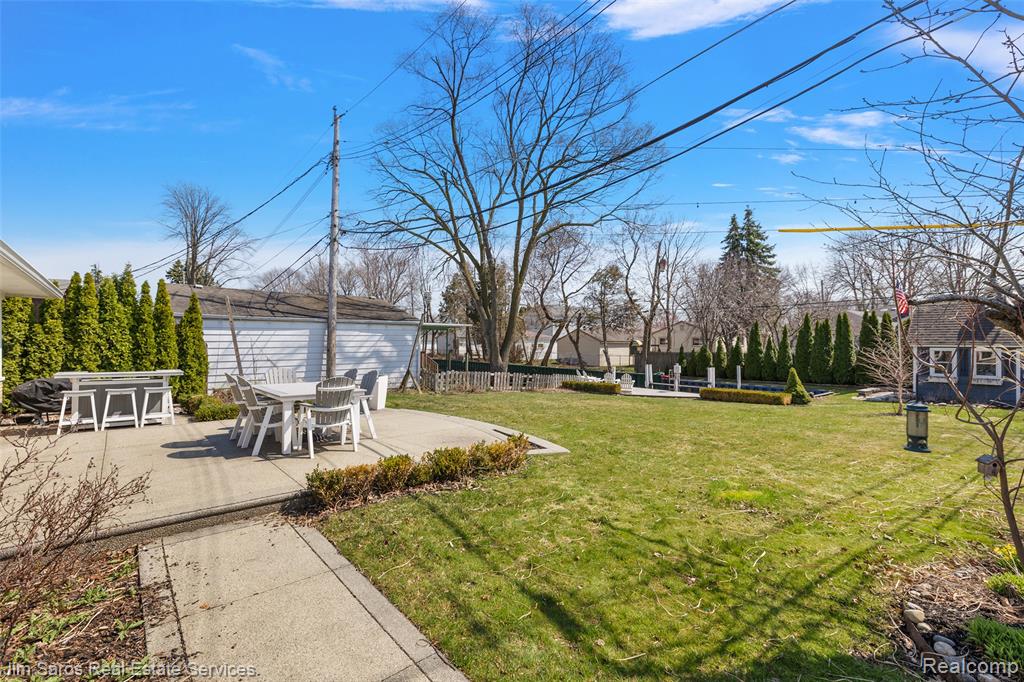 22416 Ardmore Park Drive, Saint Clair Shores, MI 48081 — Photo 6
