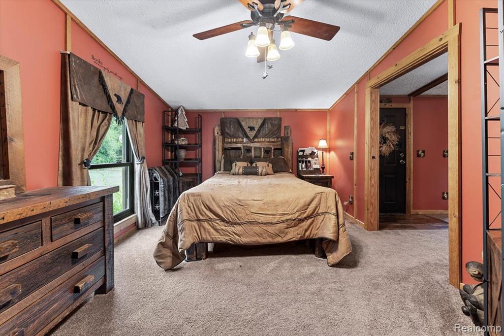 6411 W Newburg Road, Carleton, MI 48117 — Photo 17
