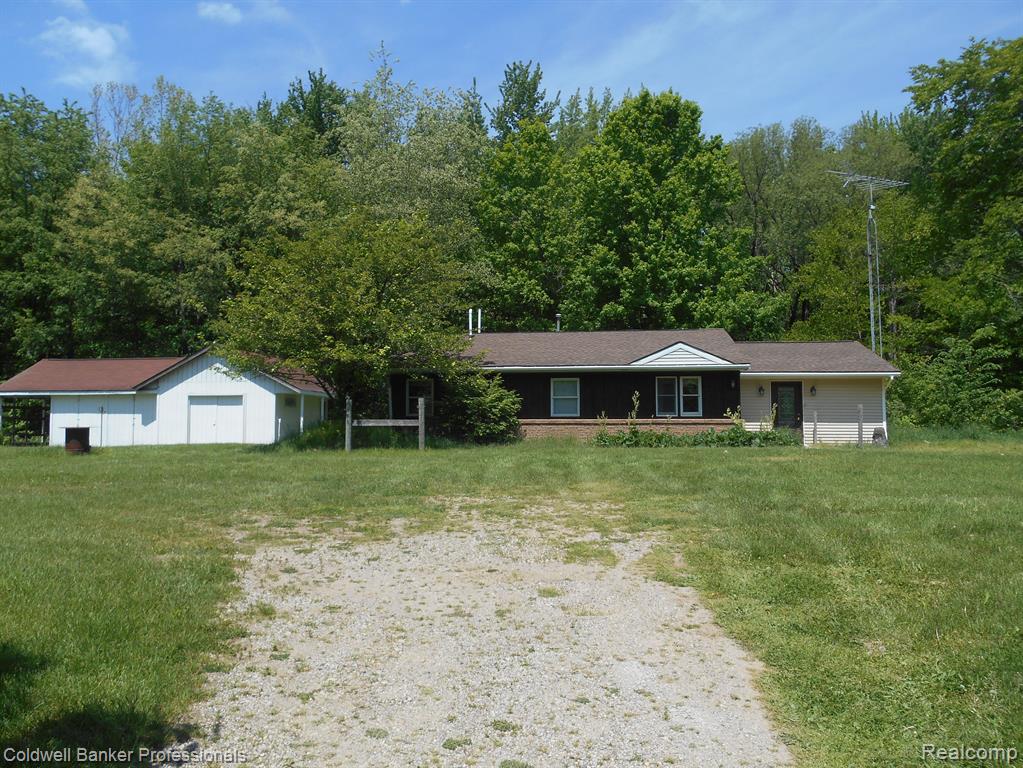 1651 CASTLE Road, North Branch, MI 48461 — front exterior