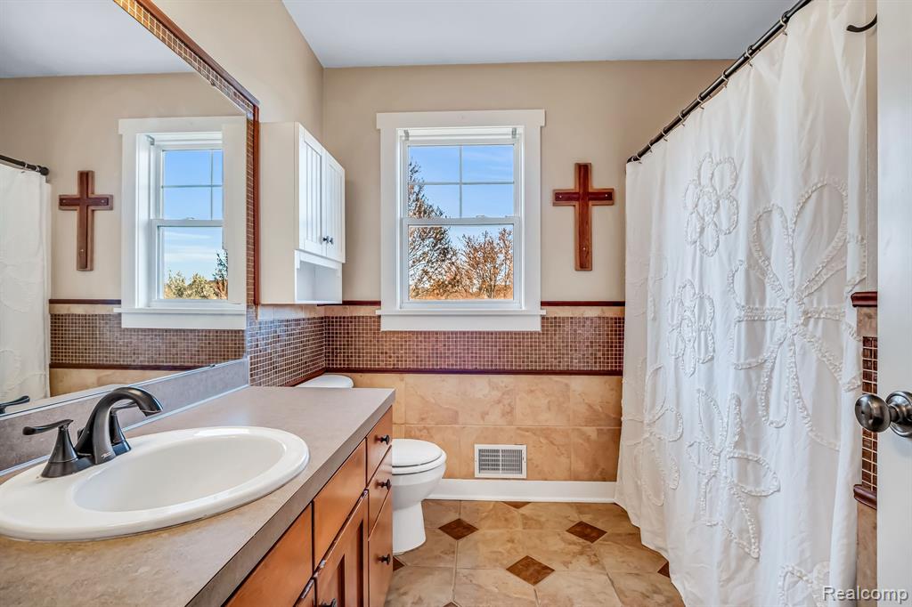 4538 SHELDON OAK Court, Hudsonville, MI 49426 — Photo 20
