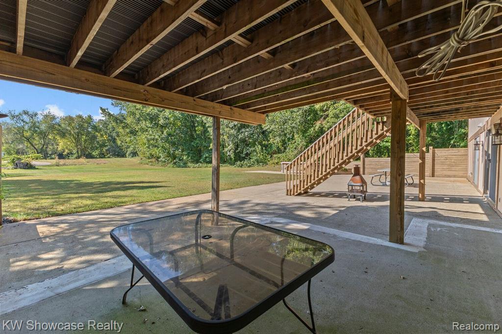 766 WHITE HOUSE Drive, Highland, MI 48356 — Photo 54