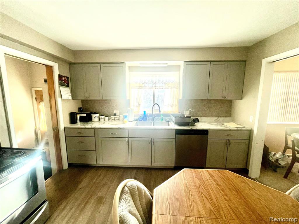 9526 Grandmont Avenue, Detroit, MI 48227 — Photo 4