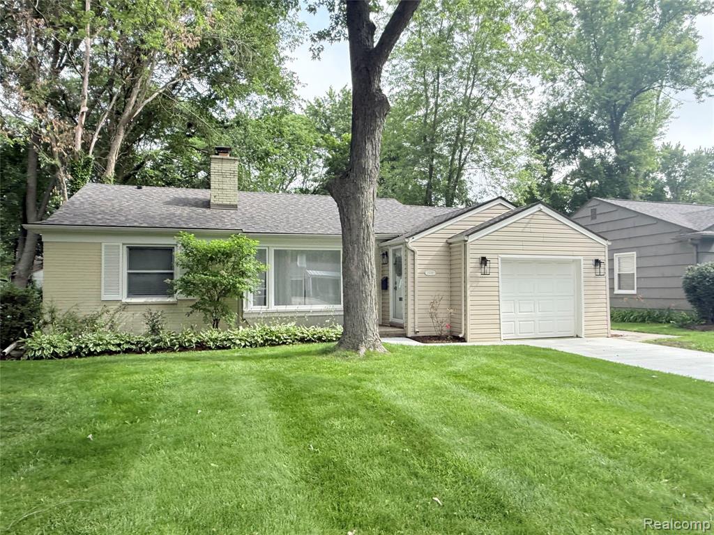 15708 Birwood Avenue, Beverly Hills, MI 48025 — Photo 21
