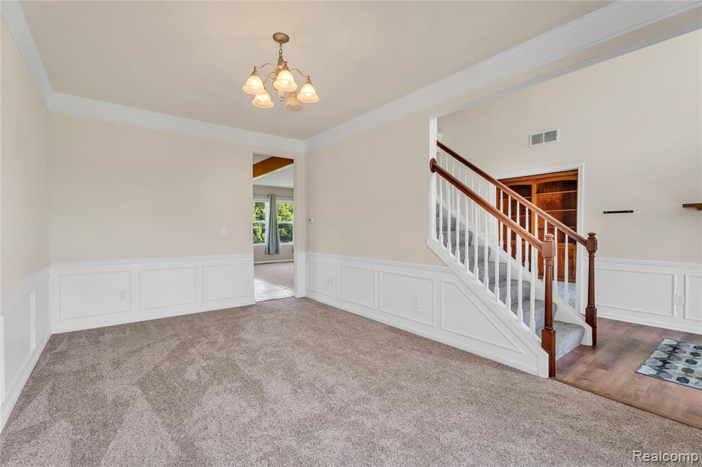 6119 AMBER Lane, Grand Blanc, MI 48439 — Photo 4