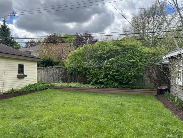 700 S Pleasant Street, Royal Oak, MI 48067 — Photo 11