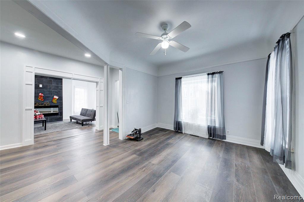 700 W Euclid Street, Detroit, MI 48202 — Photo 8
