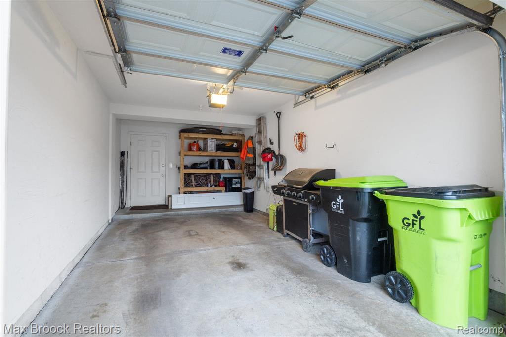 25618 PORTICO Lane, Novi, MI — Photo 12