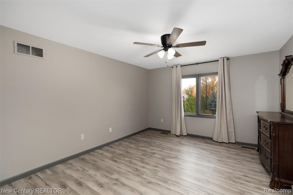 4825 Maceri Circle, Sterling Heights, MI 48314 — Photo 28
