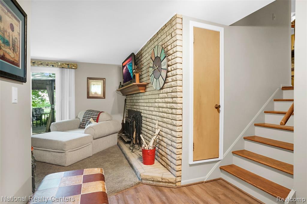 1521 Thread Valley, Holly, MI 48442 — Photo 36