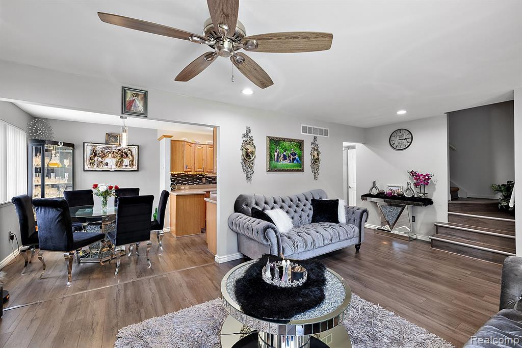 41951 UTICA Road, Sterling Heights, MI 48313 — Photo 11
