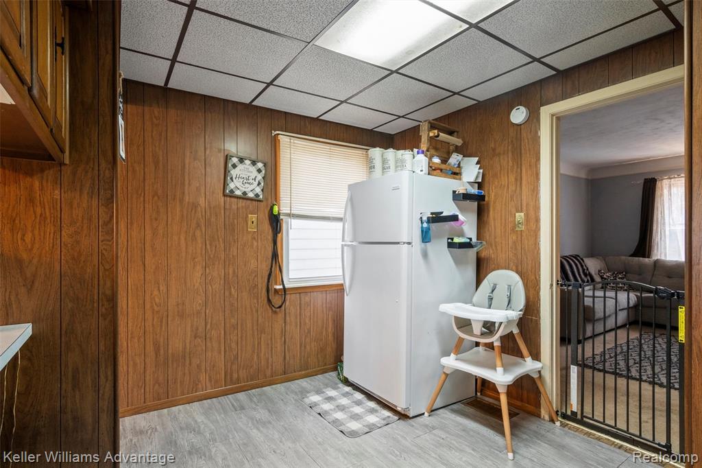 2085 Thomas Street, Lincoln Park, MI 48146 — Photo 14