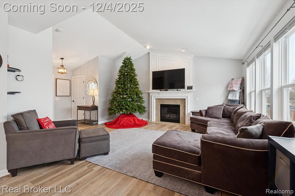 7573 Carlton Drive, Ypsilanti, MI 48197 — Photo 9