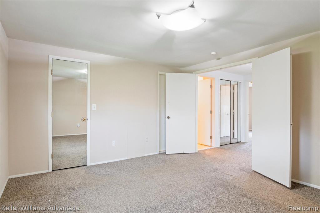 28663 LOWELL N, Southfield, MI 48076 — Photo 13