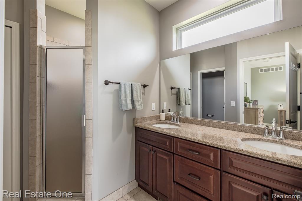 26164 International Drive Drive, South Lyon, MI 48178 — Photo 30