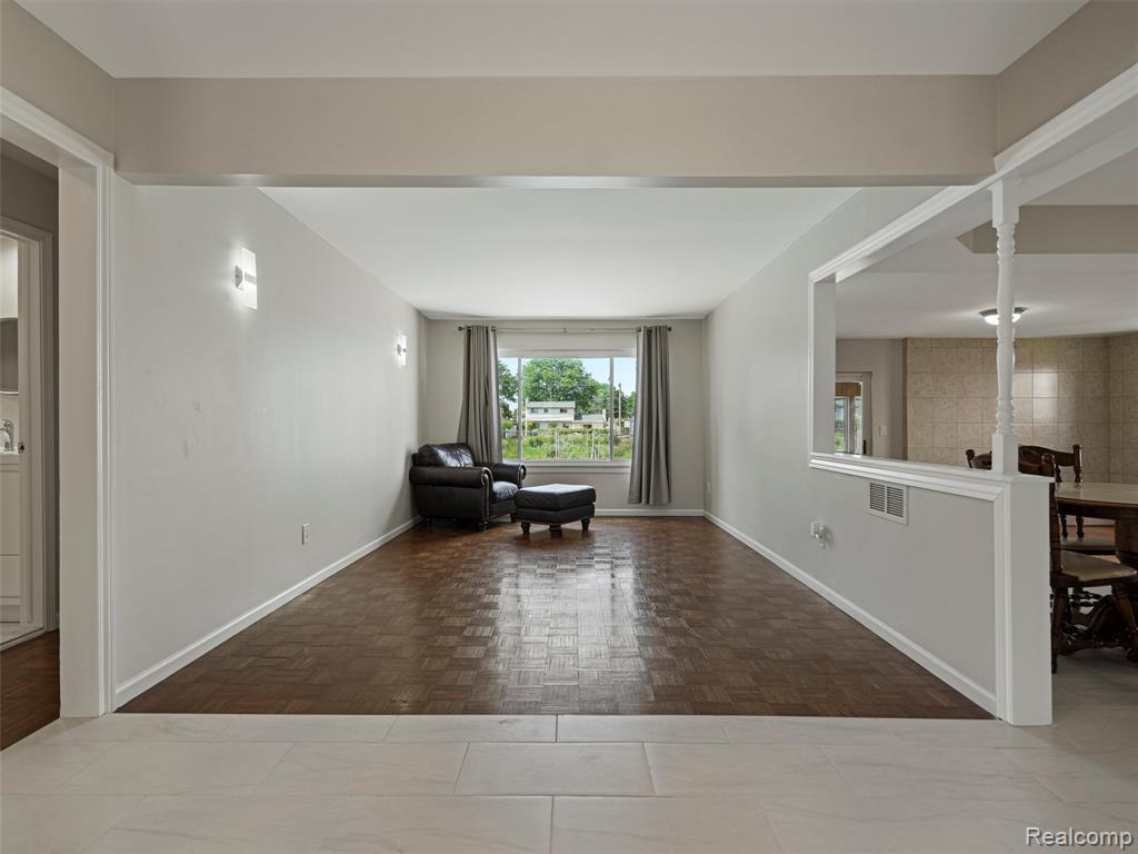 4971 Chadbourne Drive, Sterling Heights, MI 48310 — Photo 15