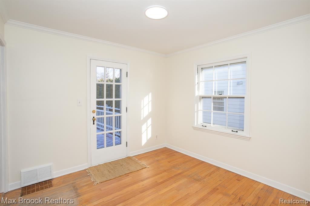 10034 Lasalle Boulevard, Huntington Woods, MI — Photo 11