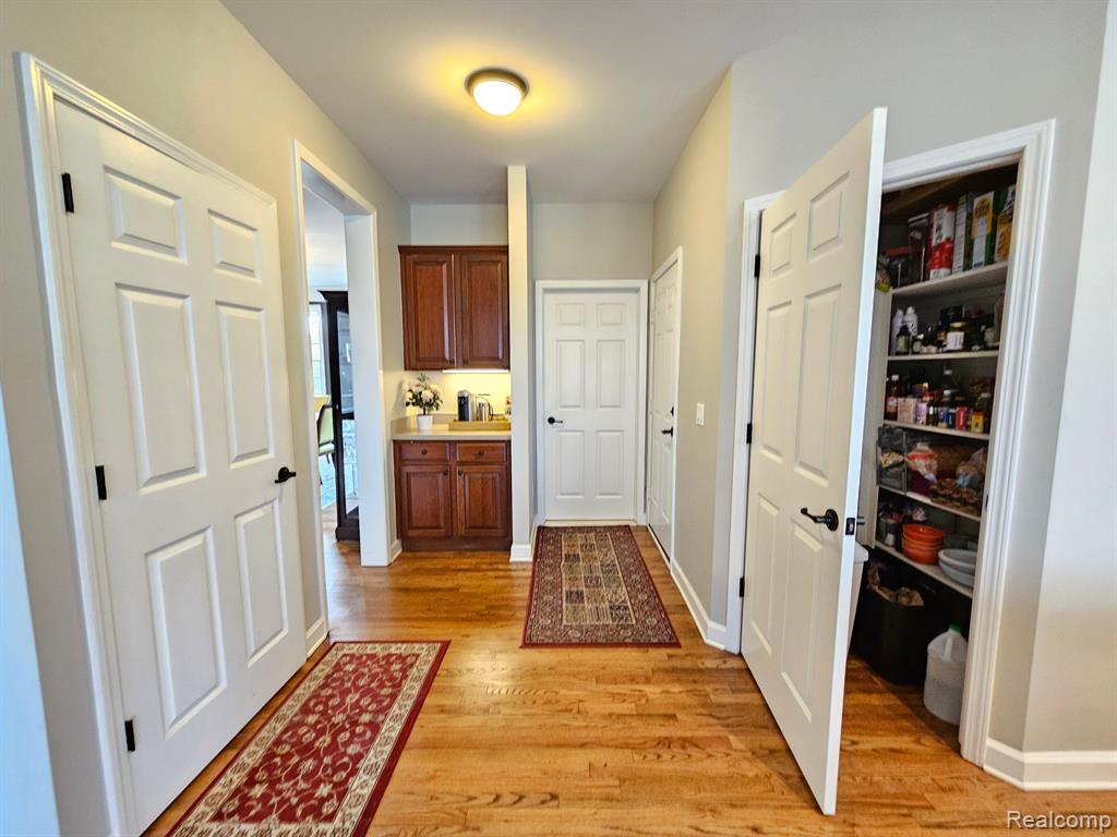 51094 PLYMOUTH LAKE, Plymouth, MI 48170 — Photo 21