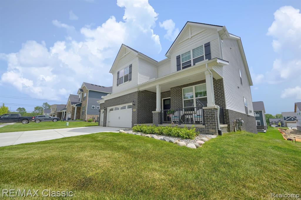 2785 Trillium Hills Drive, Commerce Twp, MI 48382 — Photo 2