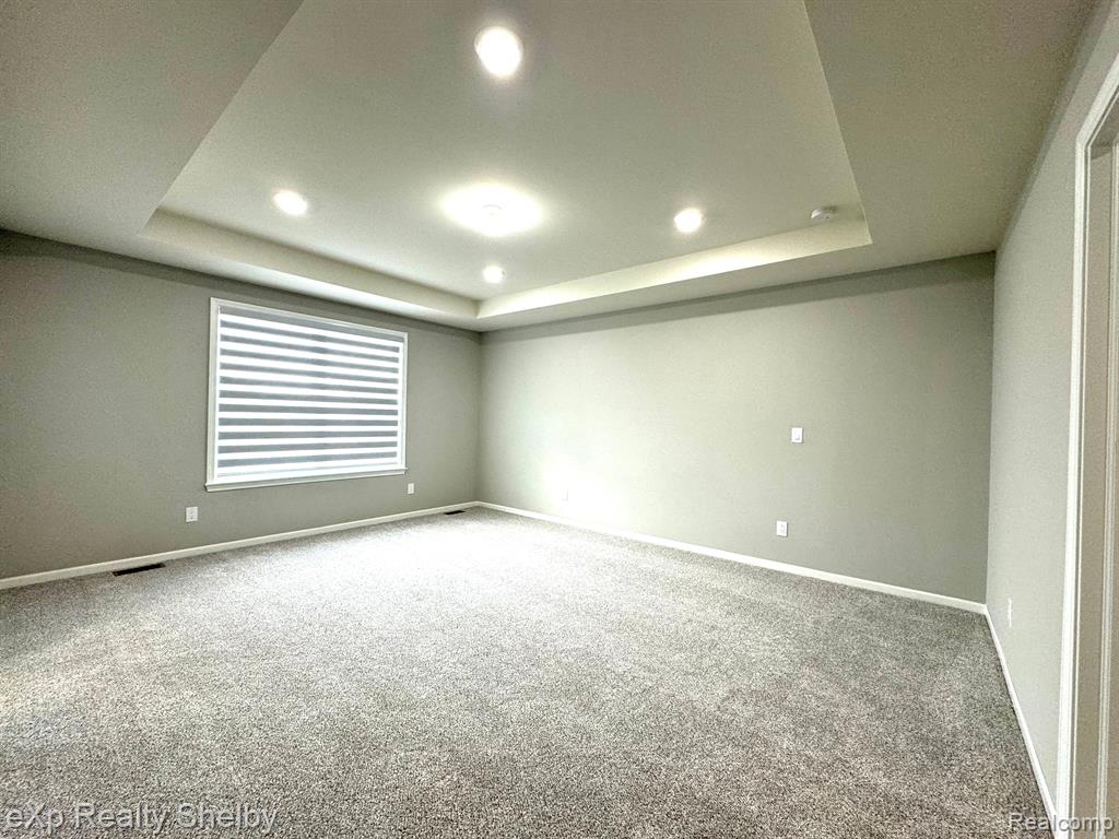 49477 Hummel Dr, Macomb, MI 48044 — Photo 25