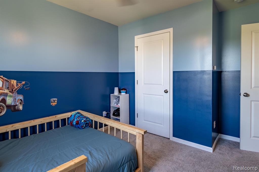 1642 GREENWAY Drive, Ypsilanti, MI 48198 — Photo 25