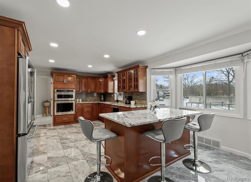 15500 Millar Road, Clinton Twp, MI 48036 — Photo 10