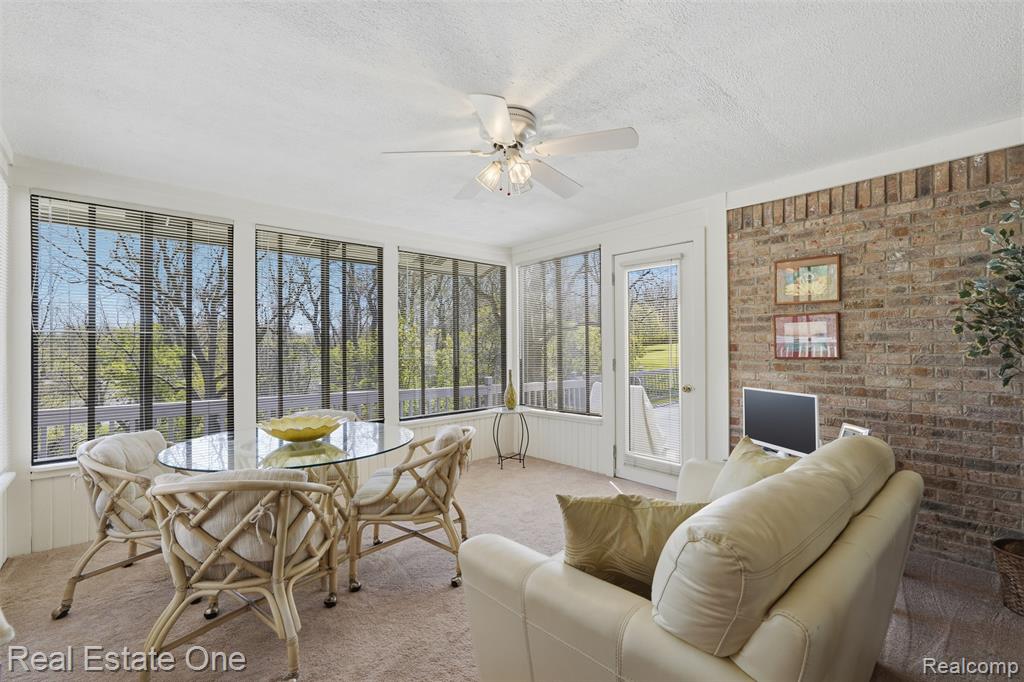 6514 Mountview Court, Brighton, MI 48116 — Photo 9
