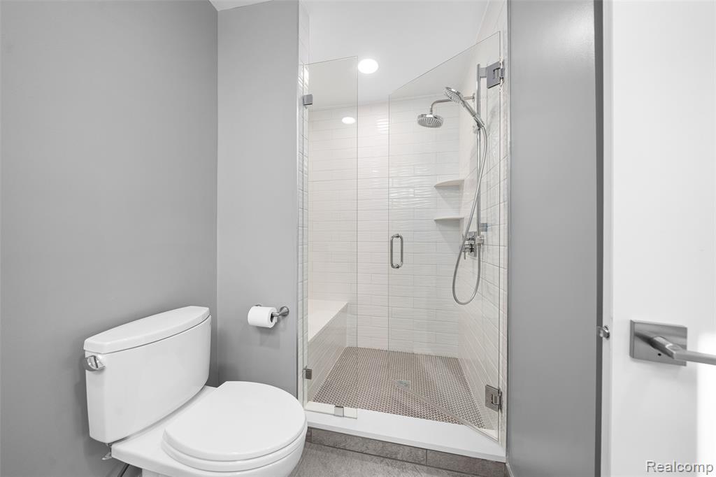7175 Richardson Road, West Bloomfield, MI 48323 — Photo 14