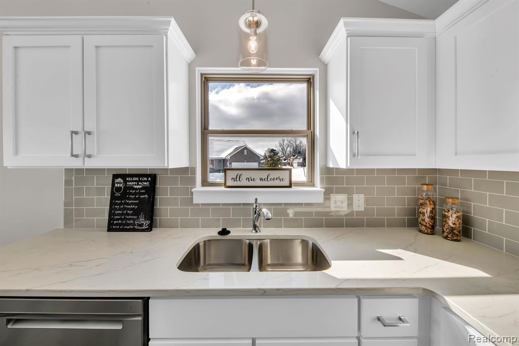 48341 APPLEGROVE Lane, New Baltimore, MI, 00000