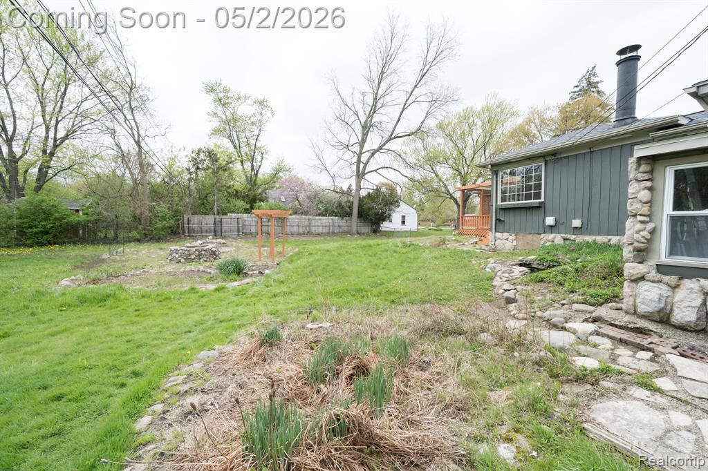 111 Blanche Drive, Troy, MI 48098 — Photo 29