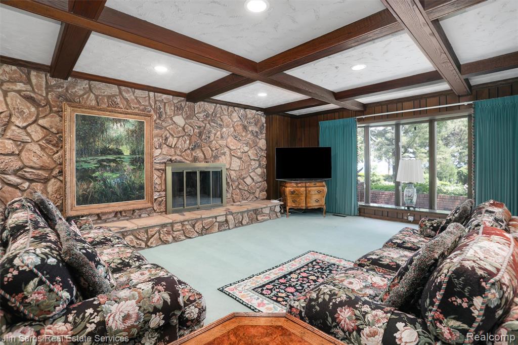 561 Lake Shore Road, Grosse Pointe Shores, MI 48236 — Photo 17