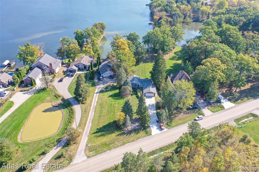 9449 Ridge Road, Goodrich Vlg, MI — Photo 40
