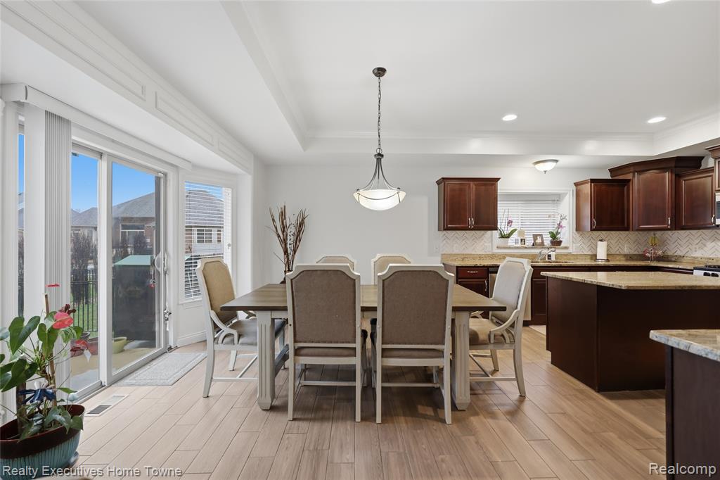50486 Torrey Pines Drive, Macomb, MI 48042 — Photo 18