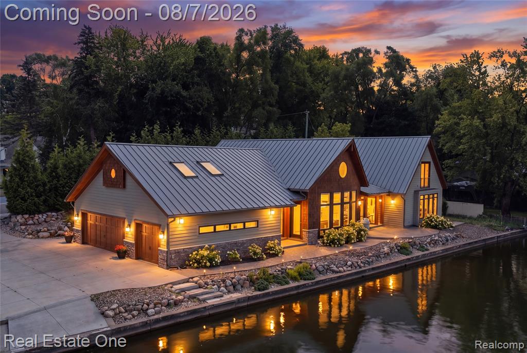 9276 Silverside, South Lyon, MI 48178