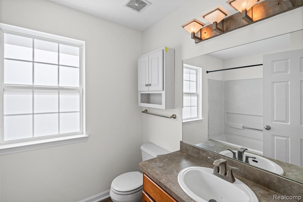 4163 Hampton Ridge Boulevard, Howell, MI 48843 — Photo 15