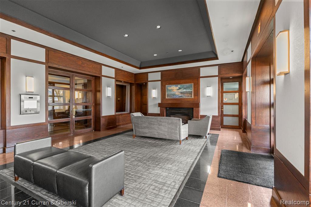 250 E Harbortown Drive, 708, Detroit, MI 48207 — Photo 37