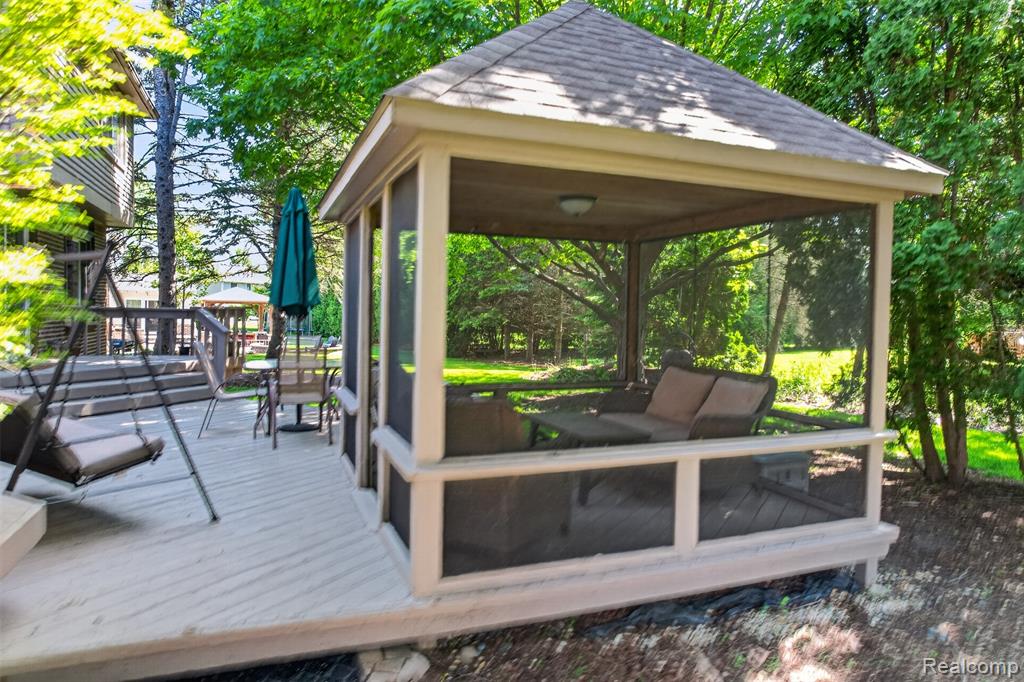6182 Ledwin Drive, Troy, MI 48098 — Photo 28
